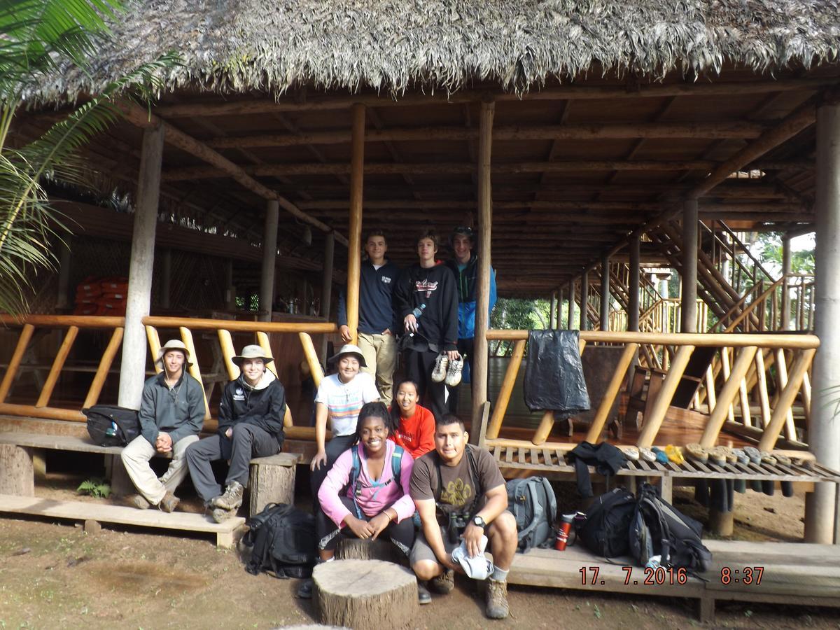 Tres Chimbadas Lake Lodge Tambopata Exteriör bild