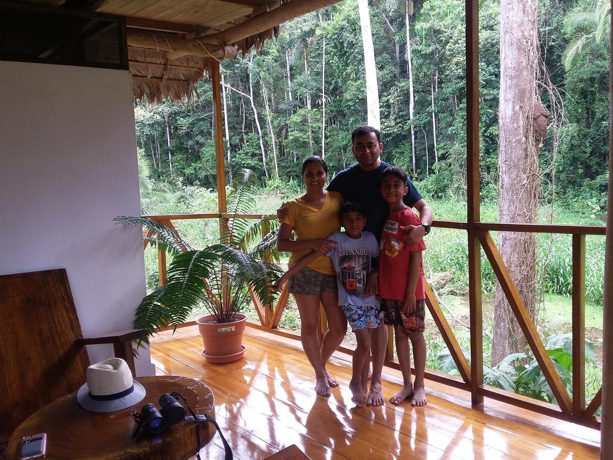 Tres Chimbadas Lake Lodge Tambopata Exteriör bild