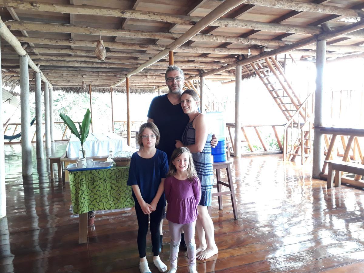 Tres Chimbadas Lake Lodge Tambopata Exteriör bild