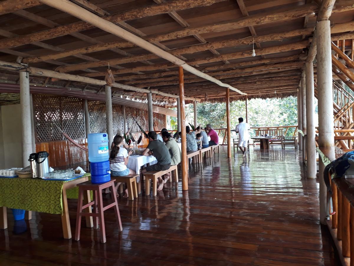 Tres Chimbadas Lake Lodge Tambopata Exteriör bild